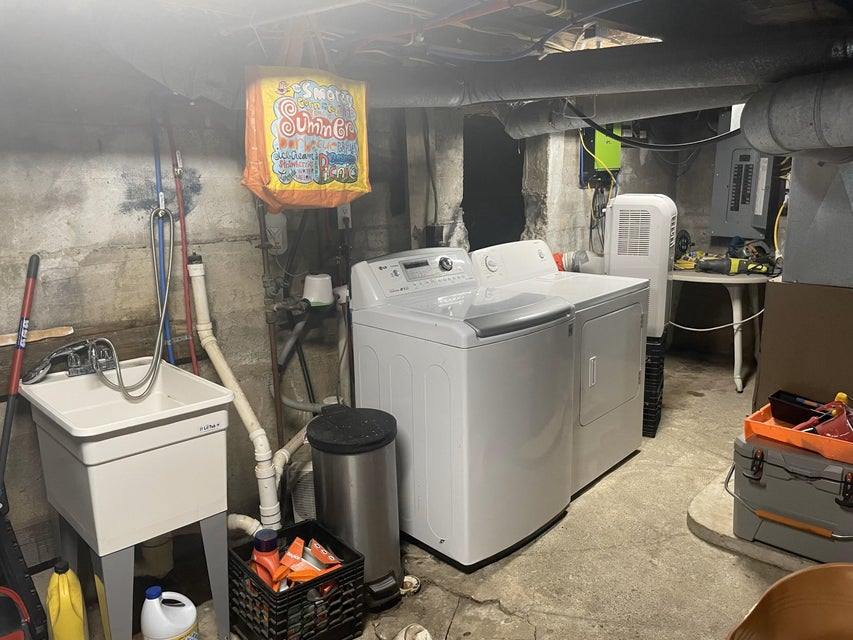 65 Boothby Street, Augusta, ME 04330