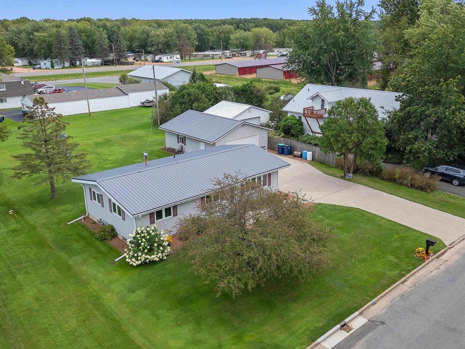 211615 Mundt Drive, Stratford, WI 54484