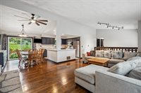 3549 Lynbrook Dr NE, Cedar Rapids, IA 52402