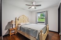 3549 Lynbrook Dr NE, Cedar Rapids, IA 52402