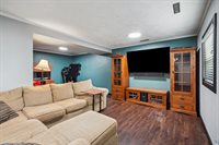 3549 Lynbrook Dr NE, Cedar Rapids, IA 52402