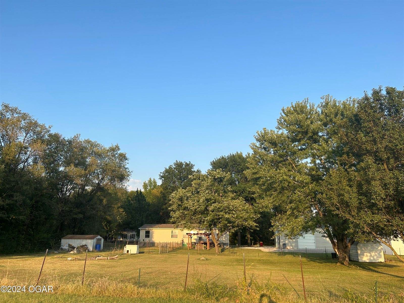 1001 Pacific Street, Mindenmines, MO 64769