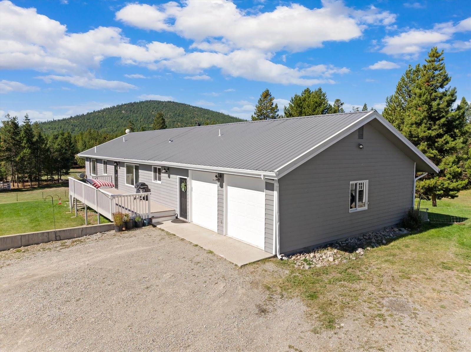 925 Griz Lane, Marion, MT 59925