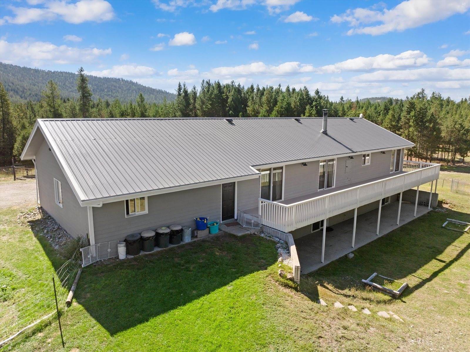 925 Griz Lane, Marion, MT 59925