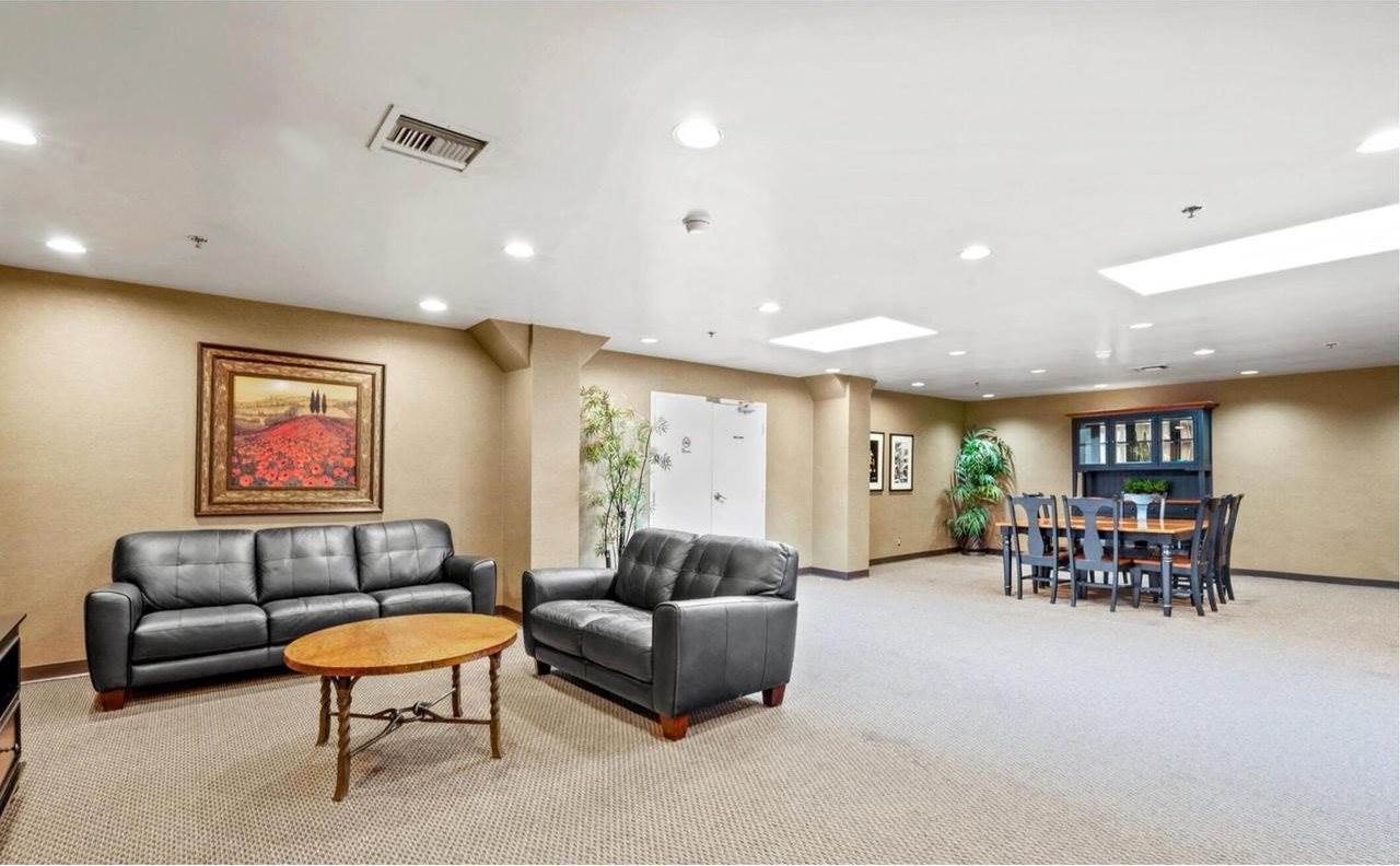 234 N Broadway #203, Milwaukee, WI 53202