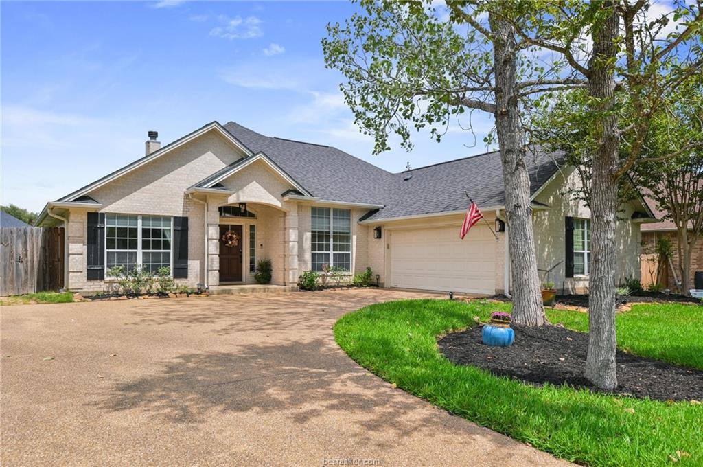 4402 Appleby, College Station, TX 77845