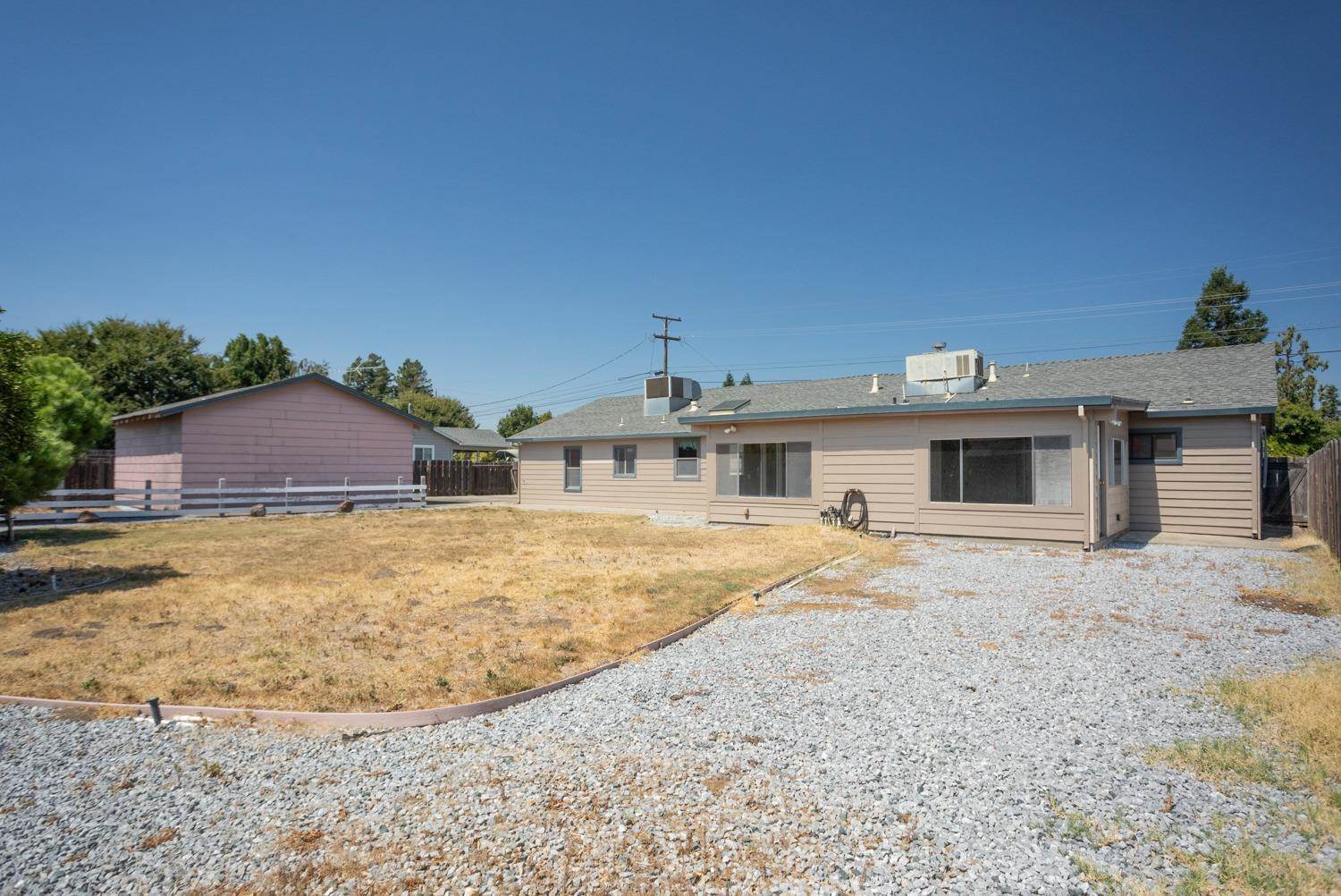 3950 Bradley Avenue, Yuba City, CA 95993