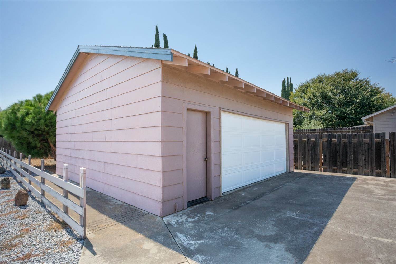 3950 Bradley Avenue, Yuba City, CA 95993