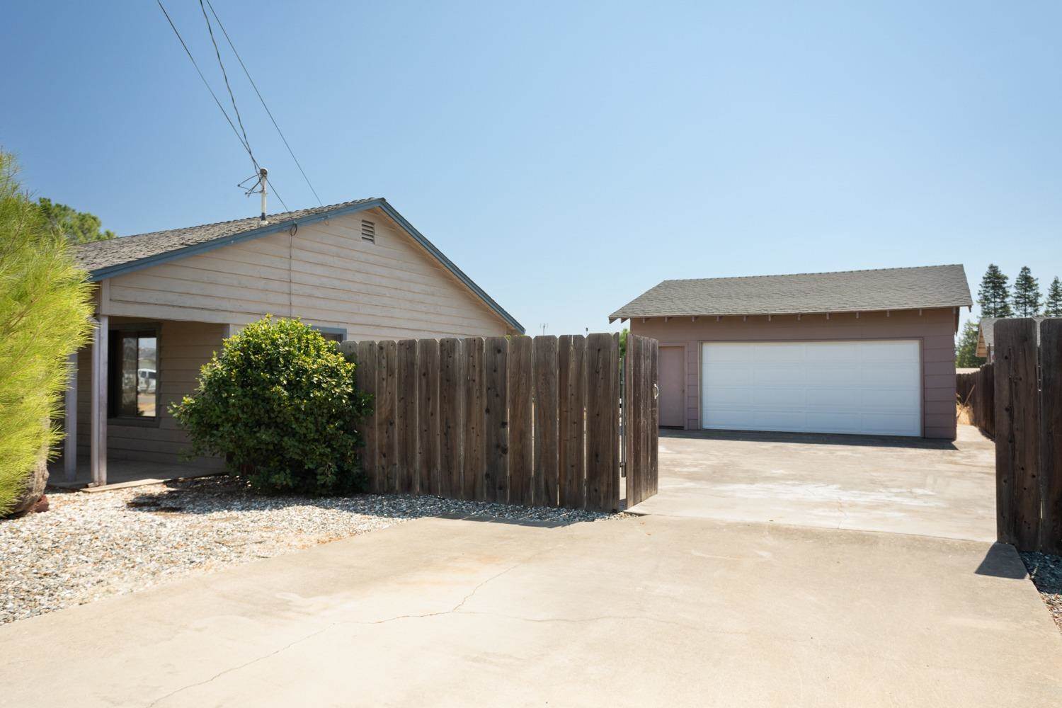 3950 Bradley Avenue, Yuba City, CA 95993