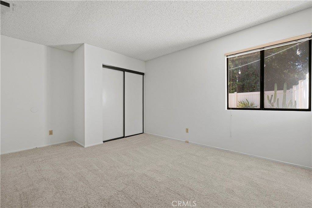 26317 Rainbow Glen Drive, Newhall, CA 91321