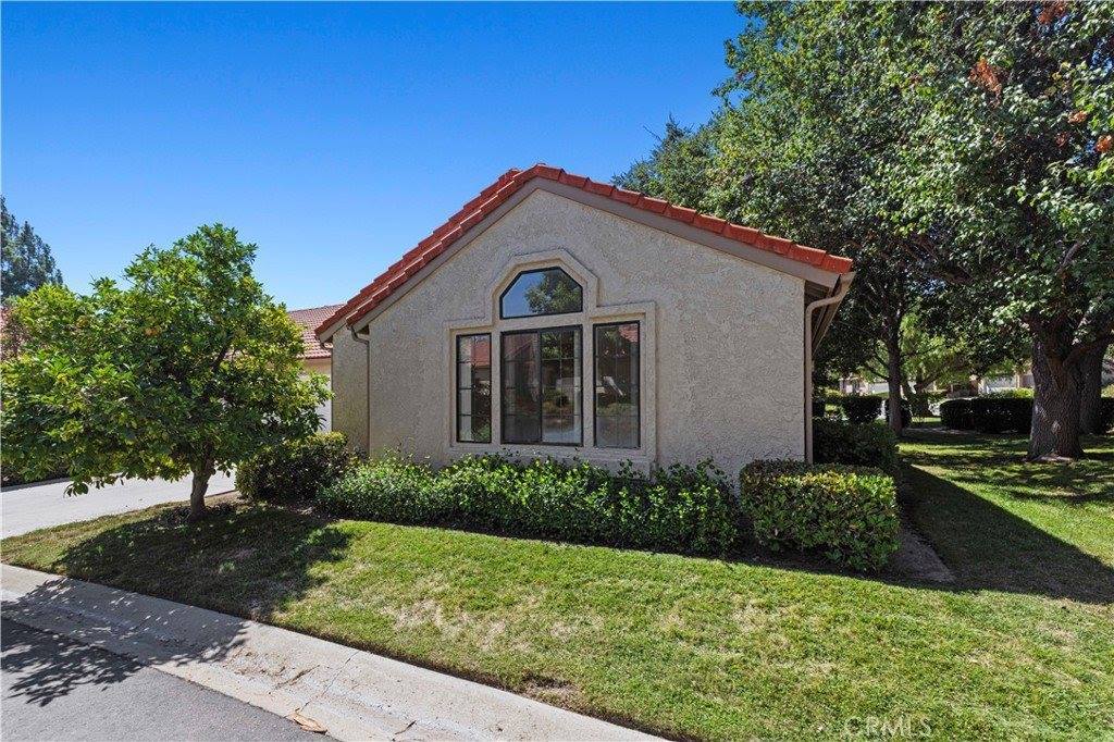 26317 Rainbow Glen Drive, Newhall, CA 91321