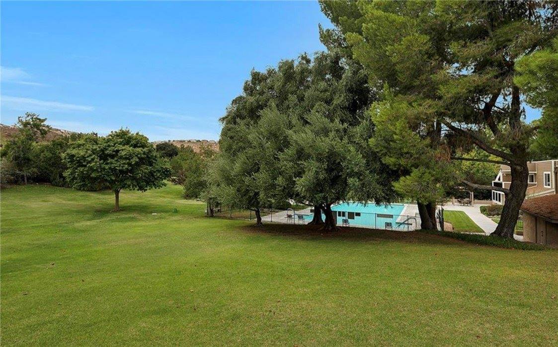 26317 Rainbow Glen Drive, Newhall, CA 91321