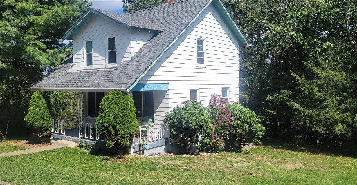 621 Wylie Avenue, Jeannette, PA 15644