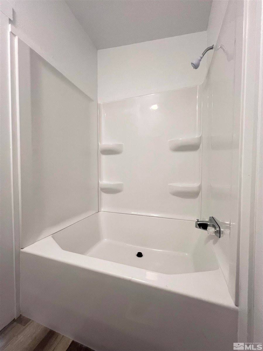 402 West Antelope Dr, Battle Mountain, NV 89820