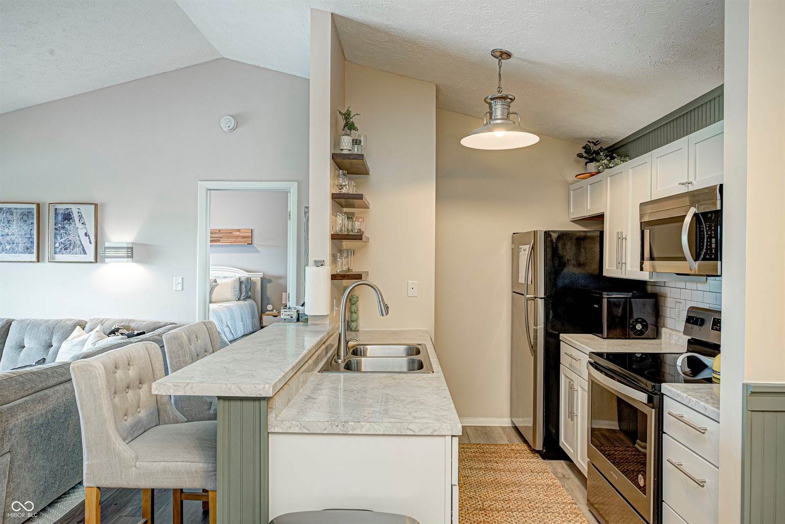 4391 Village Parkway Circle West, Indianapolis, IN 46254