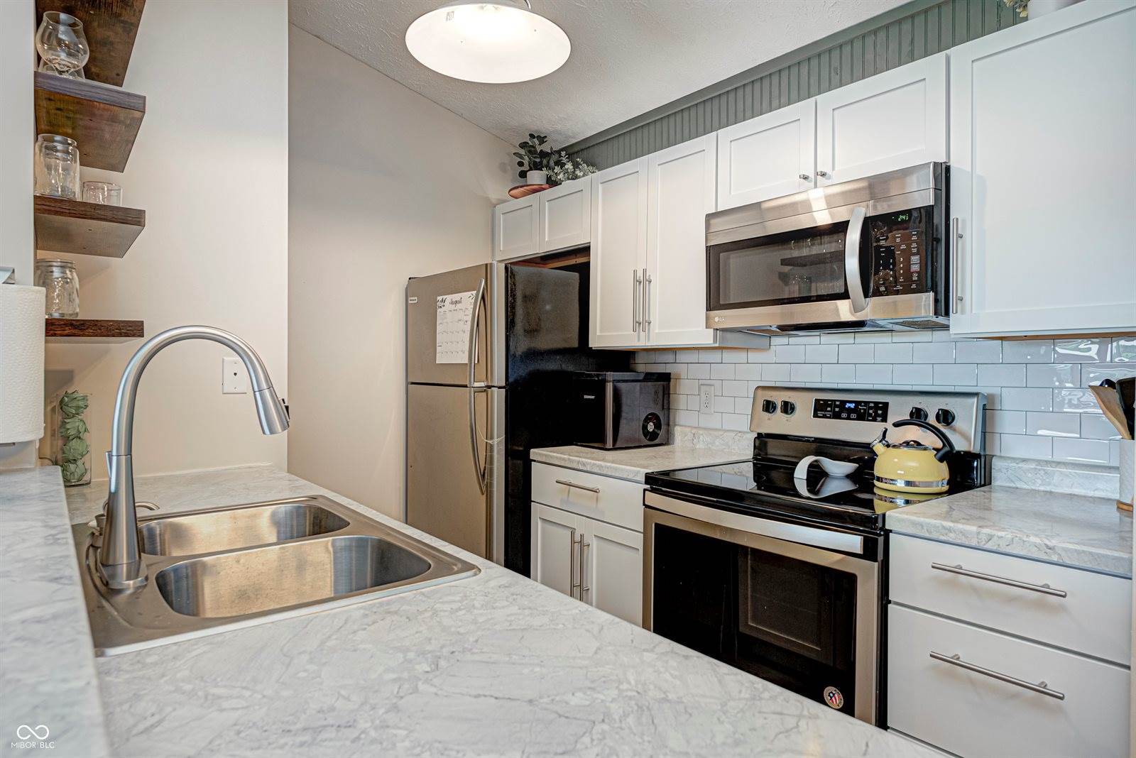 4391 Village Parkway Circle West, Indianapolis, IN 46254