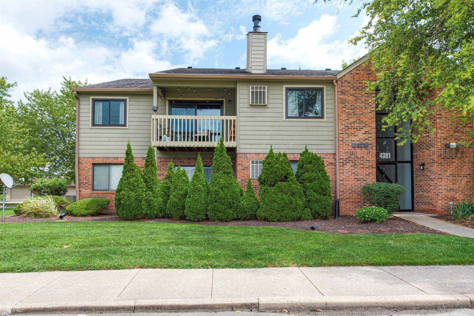 4391 Village Parkway Circle West, Indianapolis, IN 46254