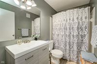 4391 Village Parkway Circle West, Indianapolis, IN 46254