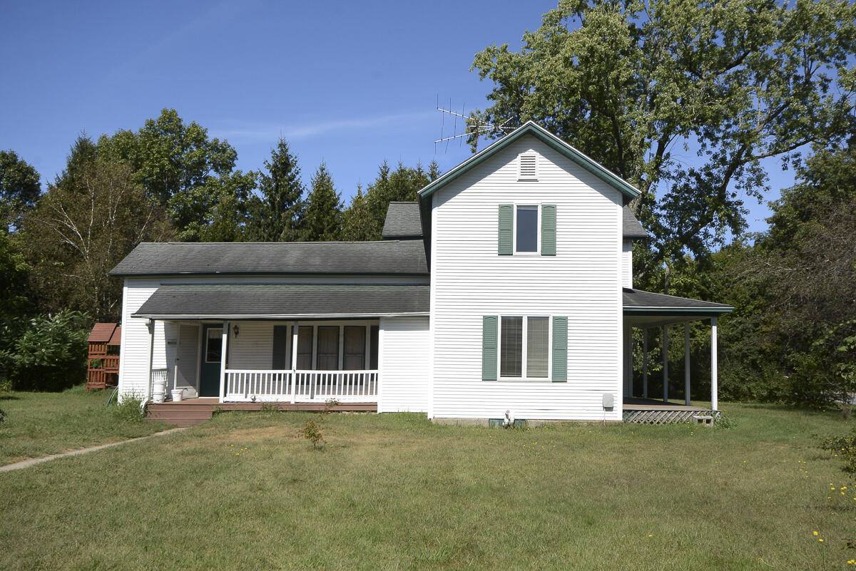 22205 60th Avenue, Mattawan, MI 49071