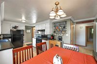 732 Suburban Drive, De Pere, WI 54115