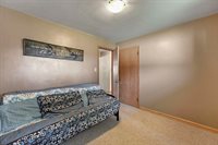 732 Suburban Drive, De Pere, WI 54115