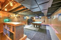 732 Suburban Drive, De Pere, WI 54115