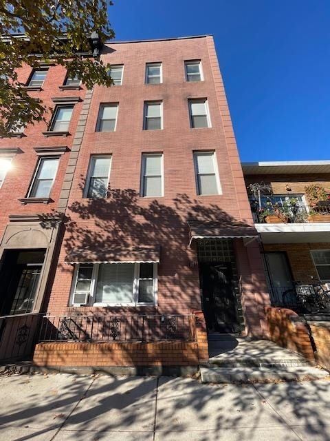 814 Washington St, #2, Hoboken, NJ 07030