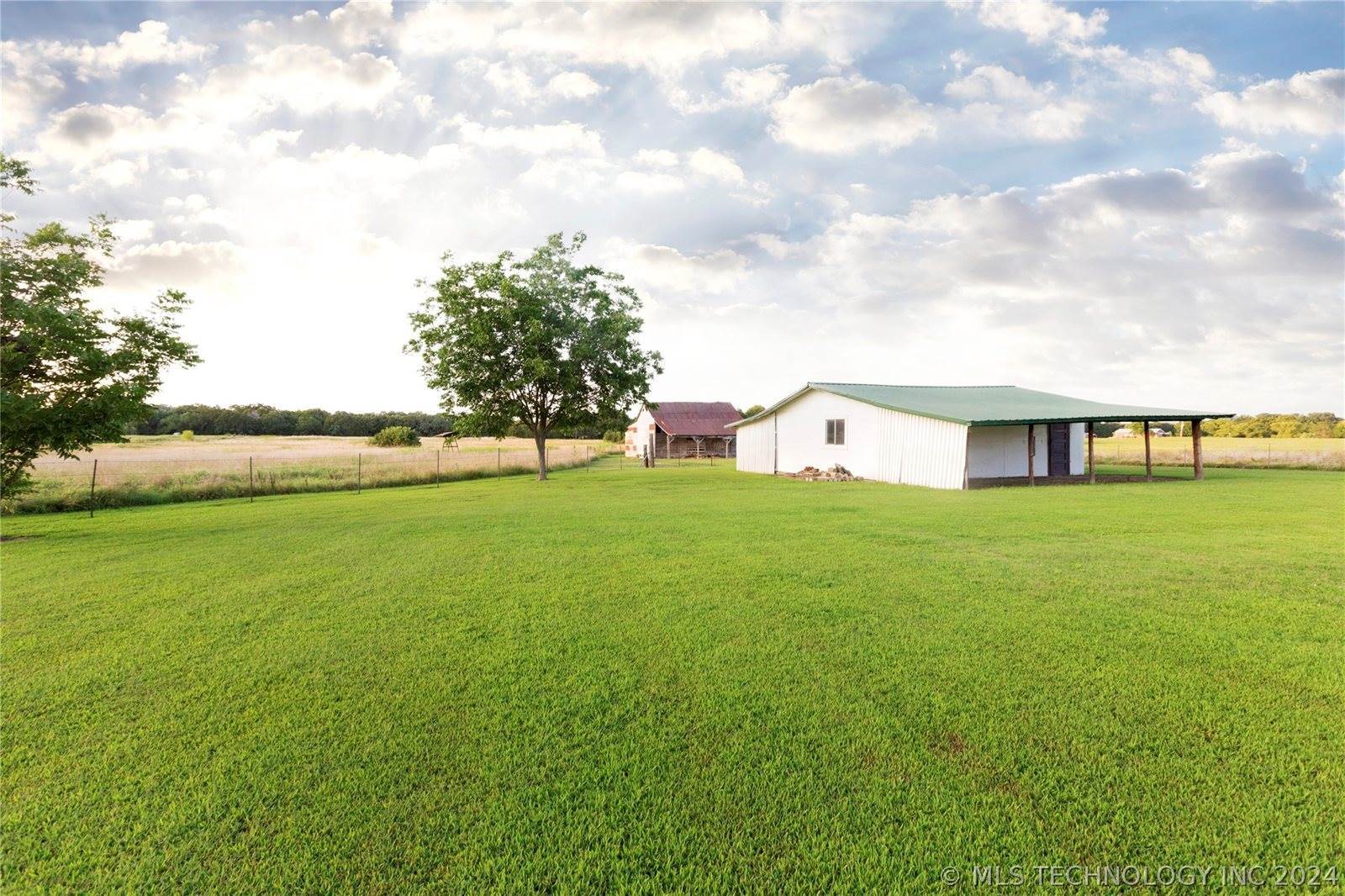 1506 Nale Road, Crowder, OK 74430