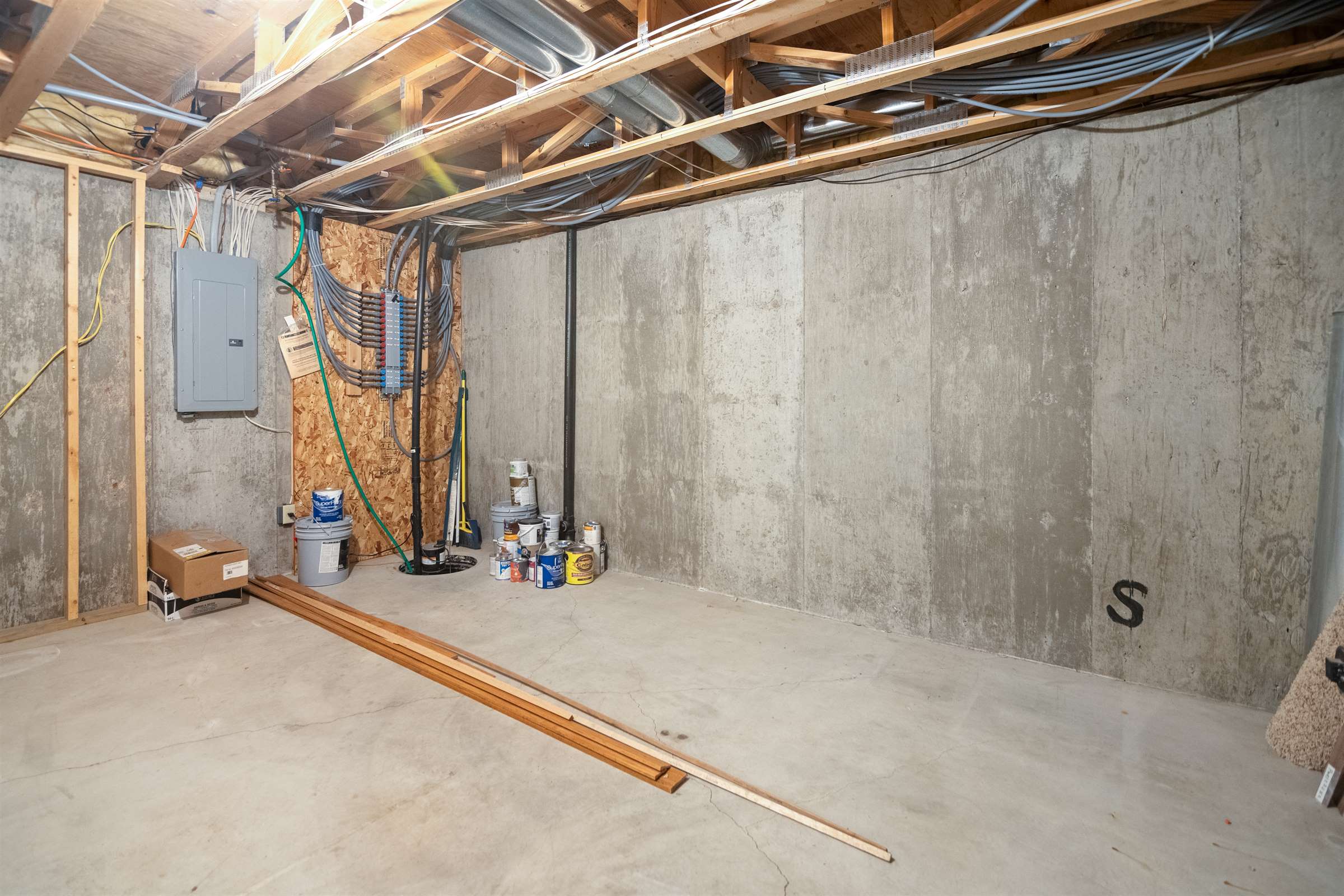 4419 North Westlake Ct, Bel Aire, KS 67220