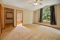 4419 North Westlake Ct, Bel Aire, KS 67220