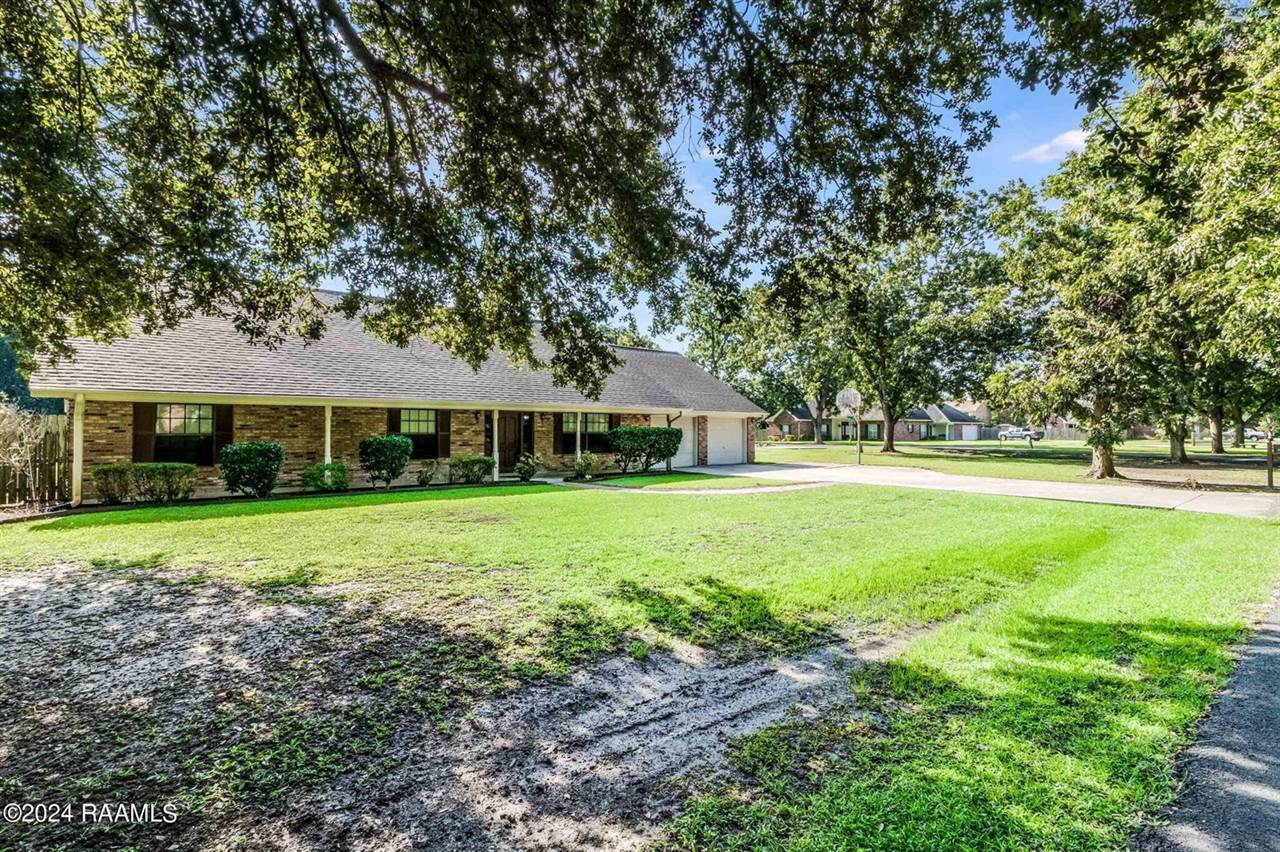 303 Kilbourne Circle, Carencro, LA 70520