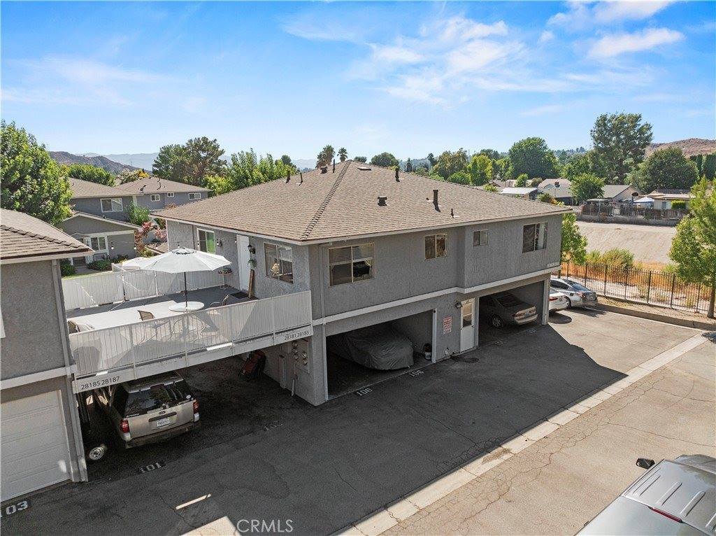 28183 Robin Avenue, Saugus, CA 91350