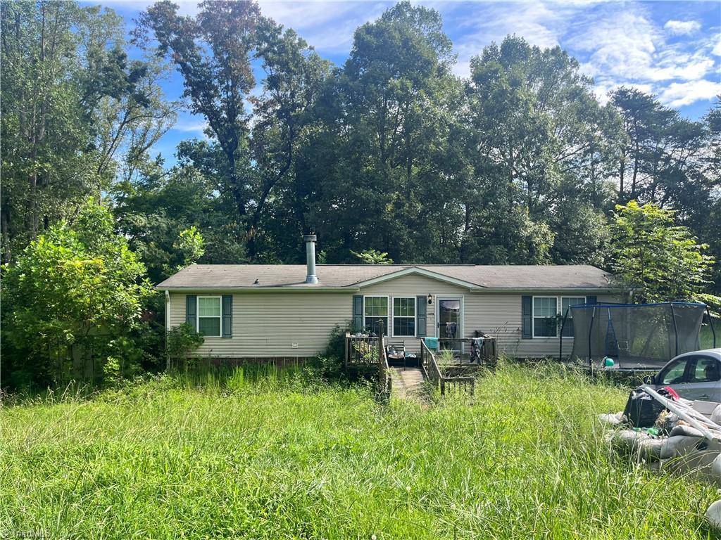 1046 Walsh Way, Sandy Ridge, NC 27046