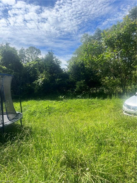 1046 Walsh Way, Sandy Ridge, NC 27046