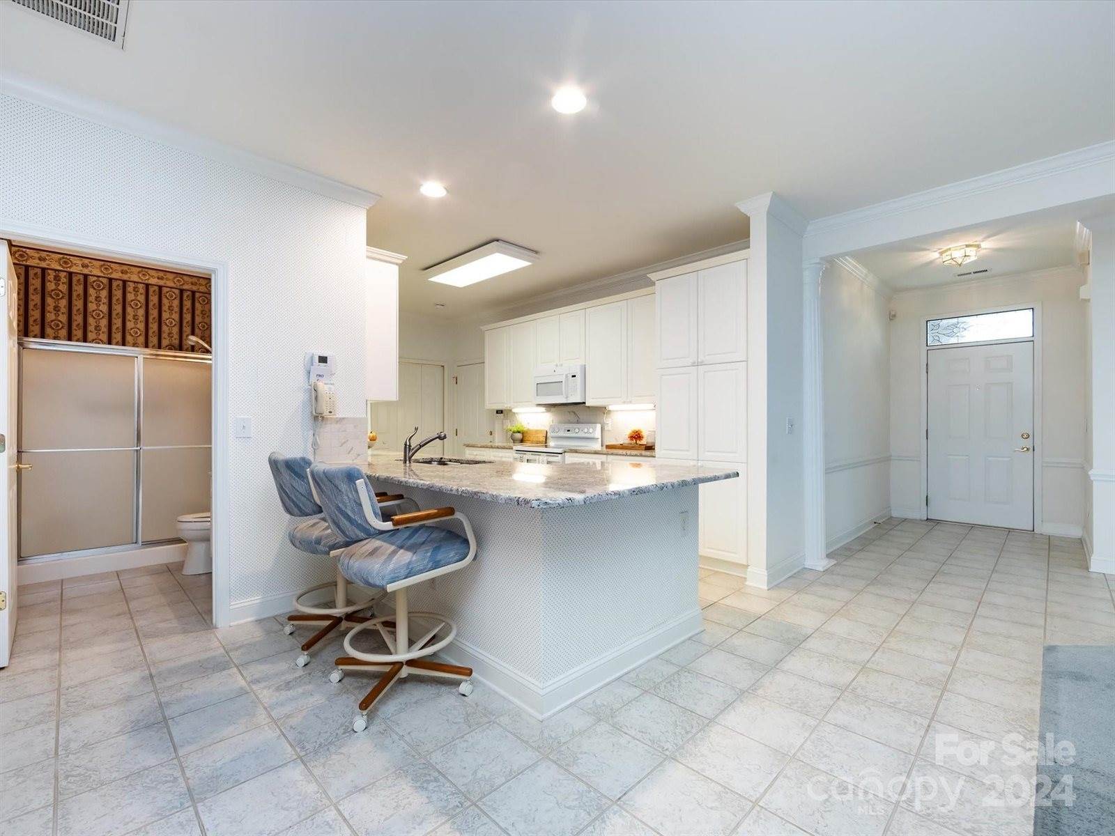 3754 Oak View Court, Matthews, NC 28105