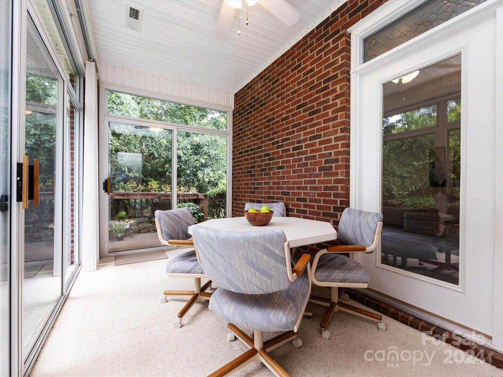 3754 Oak View Court, Matthews, NC 28105