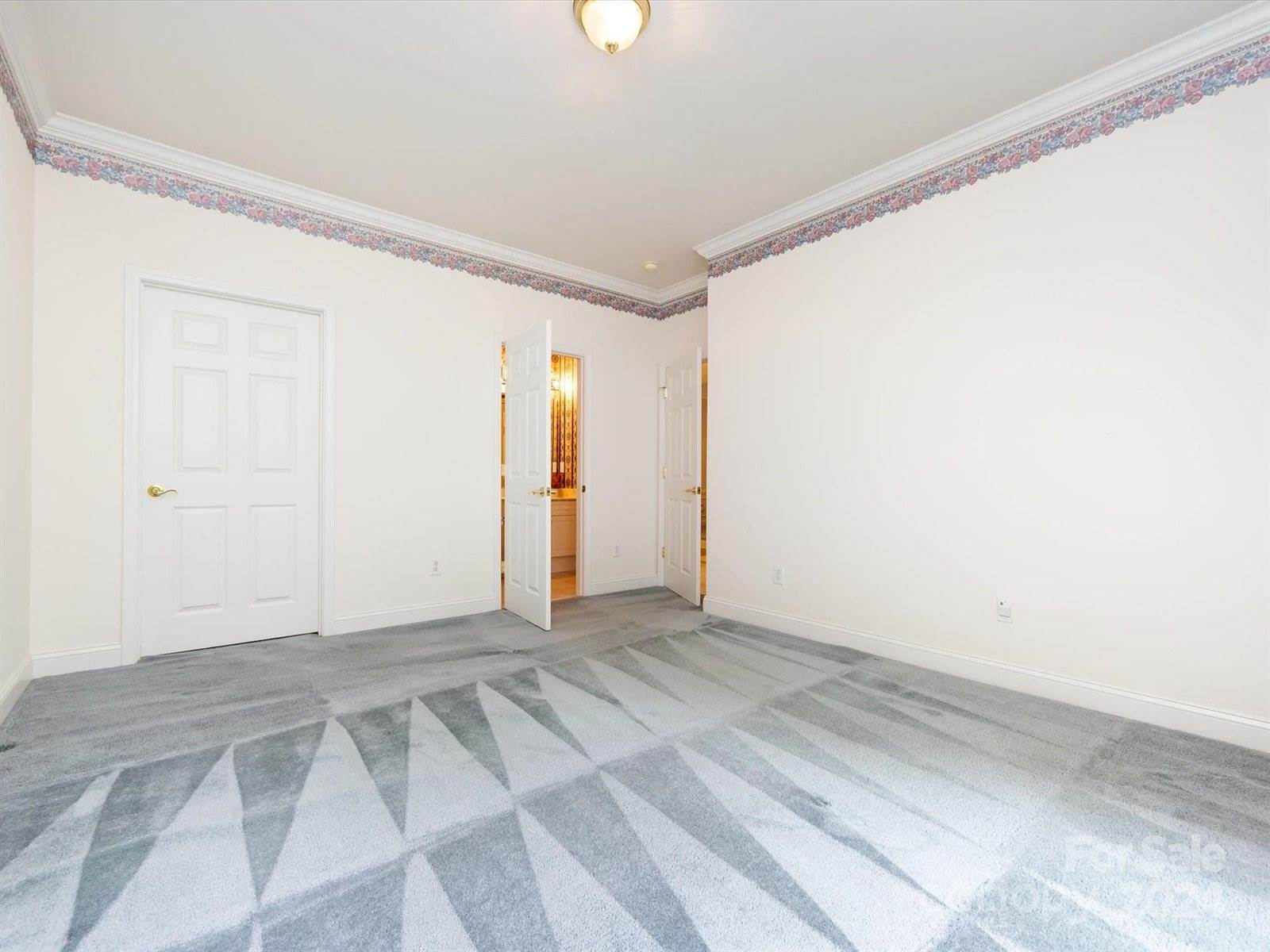 3754 Oak View Court, Matthews, NC 28105