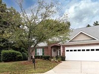 3754 Oak View Court, Matthews, NC 28105