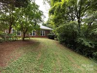3754 Oak View Court, Matthews, NC 28105
