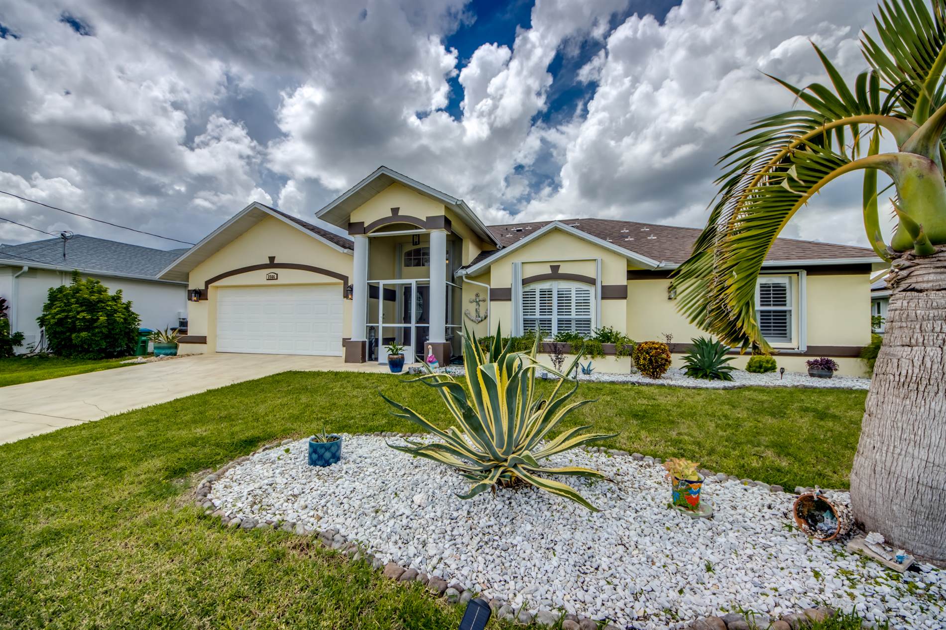 2566 SW 27th Ave, Cape Coral, FL 33914