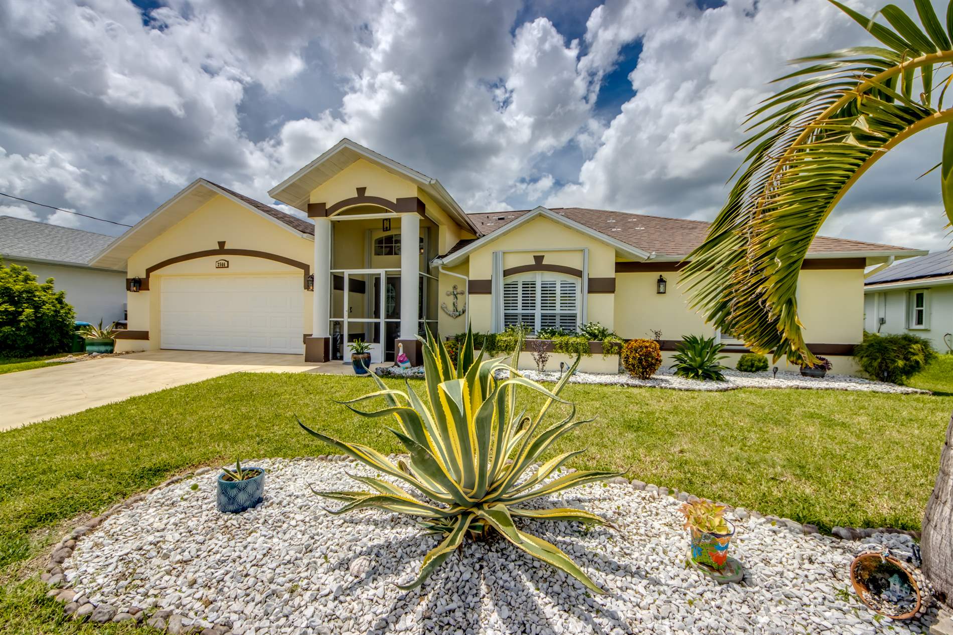 2566 SW 27th Ave, Cape Coral, FL 33914