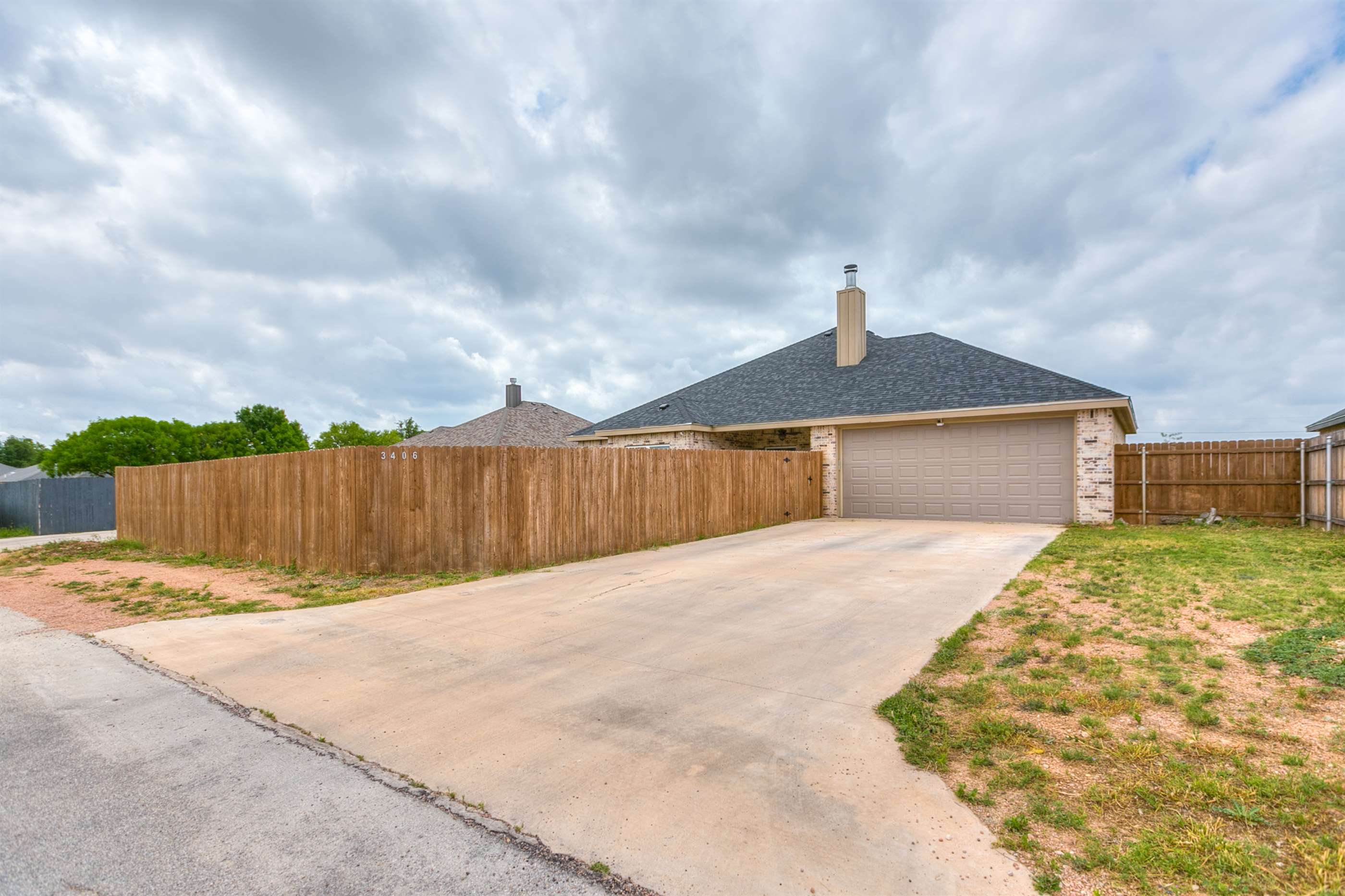 3406 Twin Mountain Dr., San Angelo, TX 76904