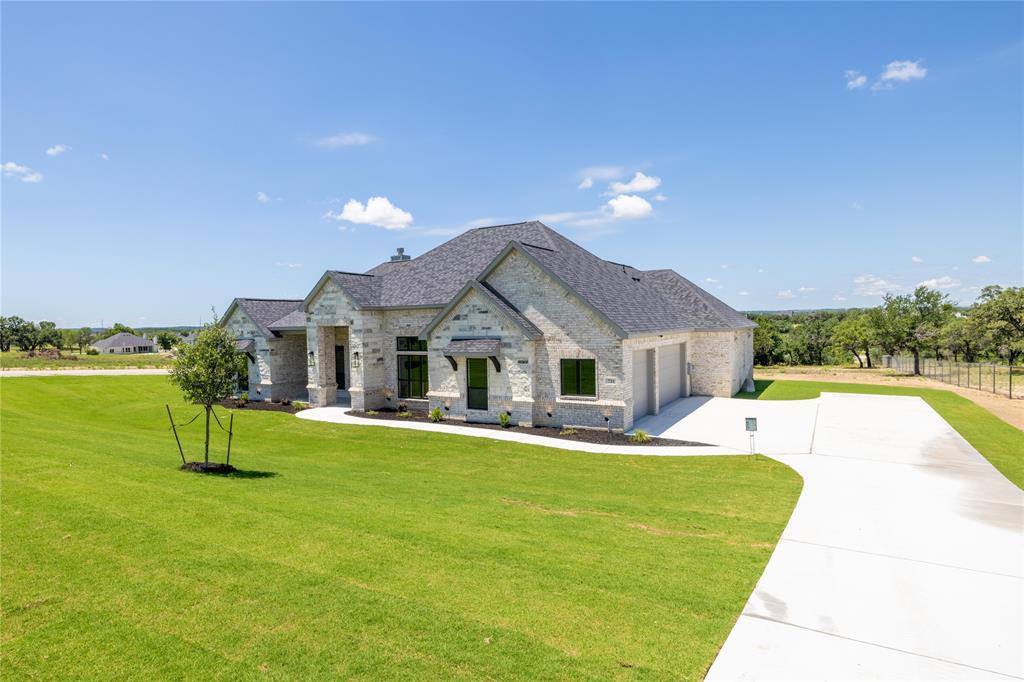 721 Burr Oak Lane, Weatherford, TX 76085