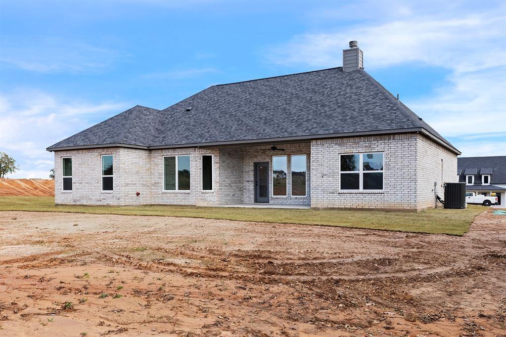 8004 Ranch View Place, Springtown, TX 76082