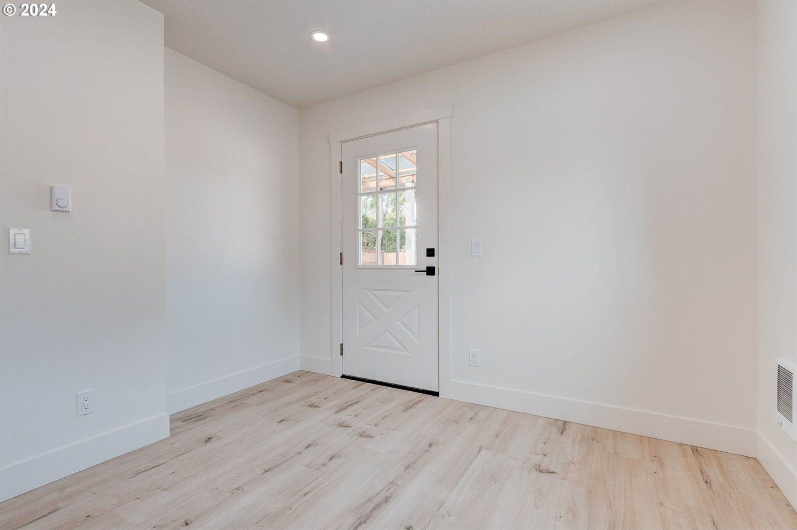 7027 SE Gladstone St, Portland, OR 97206