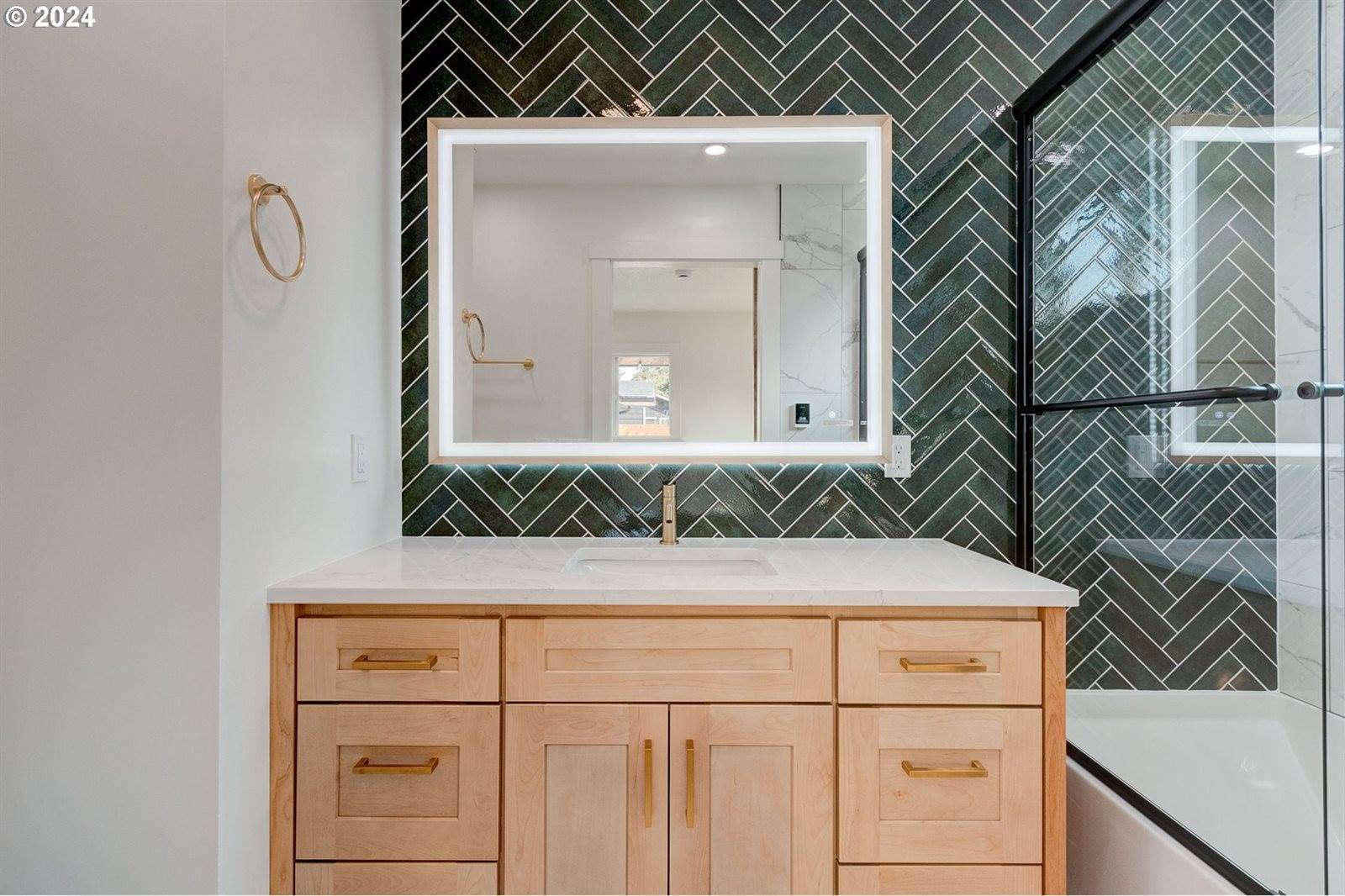 7027 SE Gladstone St, Portland, OR 97206