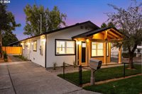 7027 SE Gladstone St, Portland, OR 97206