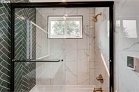 7027 SE Gladstone St, Portland, OR 97206