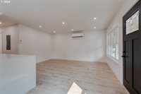 7027 SE Gladstone St, Portland, OR 97206