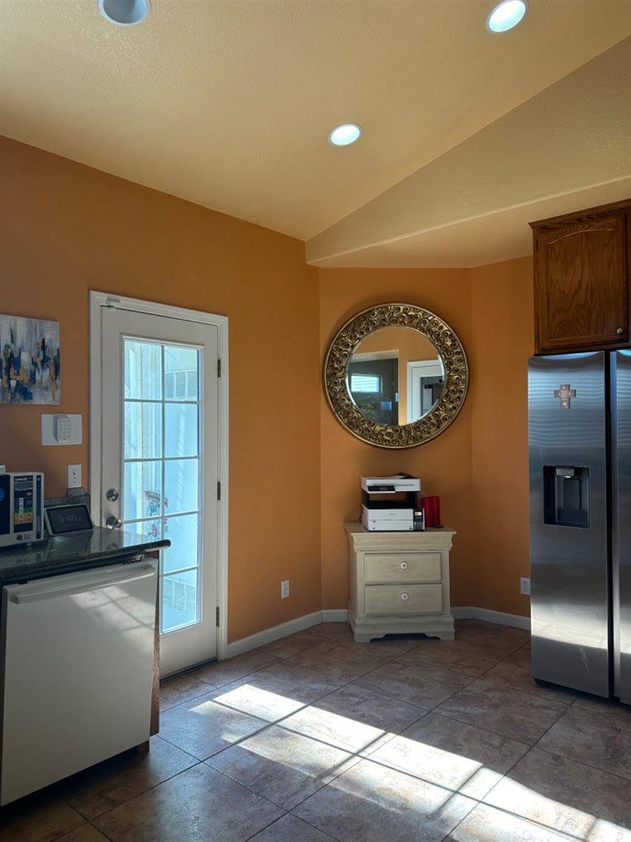 7440 High Point Lane, Sacramento, CA 95842